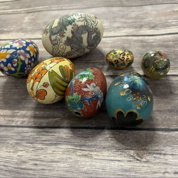 Decorative Cloisonné Egg - Red Floral - Picture 9 of 9